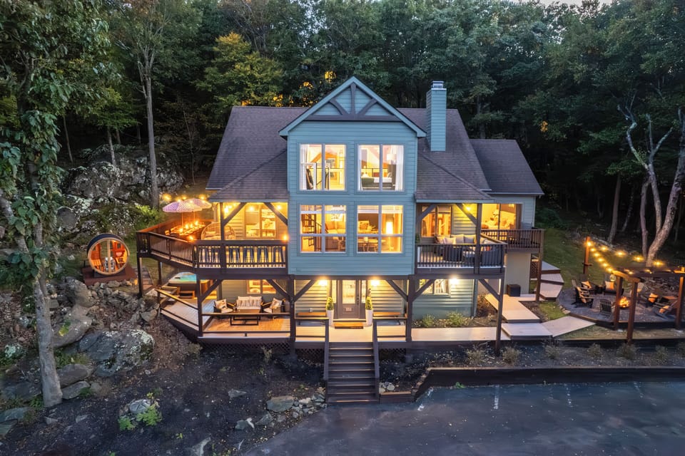 Welcome to Crawfords Escape!