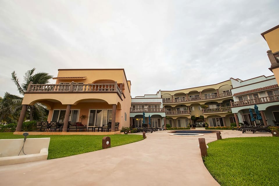 Las Casitas