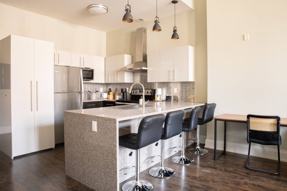 Kitchen island with bar stool seating