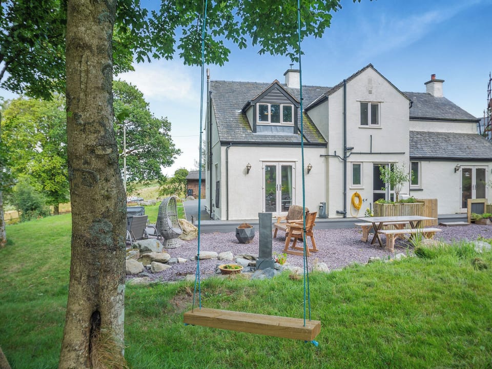 Garden | Cefn Hir Fynydd, Betws-Y-Coed