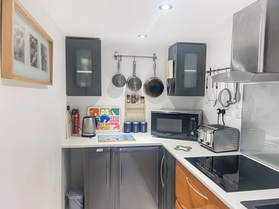 Kitchen | The Loft, Falmouth