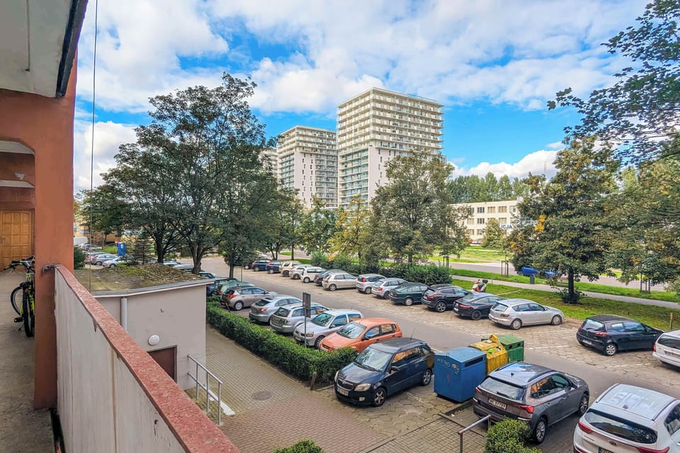 View from the apartment of the surrounding area. 