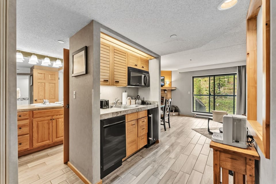 Kitchenette