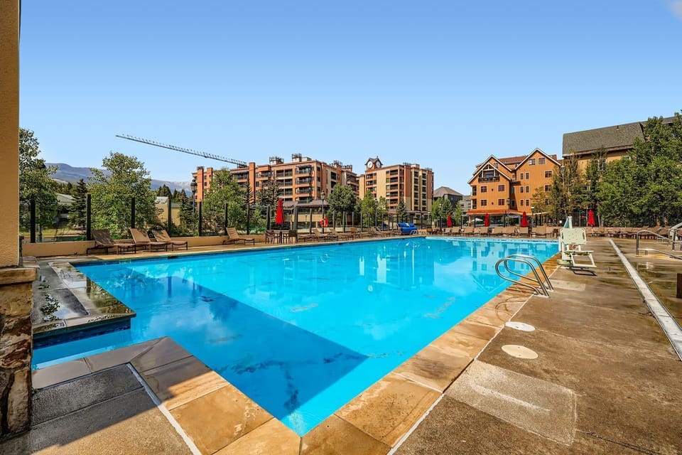 Spectacular Outdoor Pool