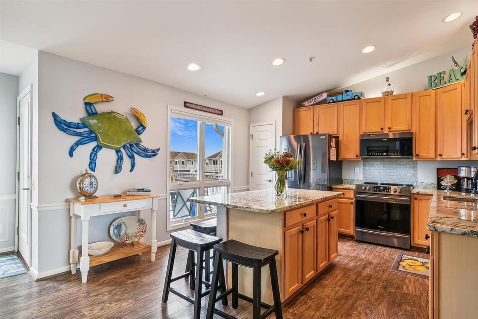 All new granite and stainless appliances 