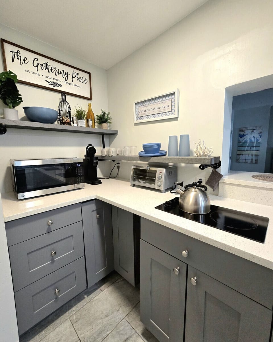Kitchenette