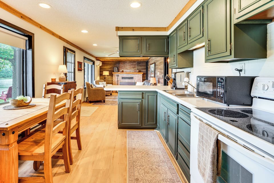 Kitchen | Dining Table | Cooking Basics | Dishware/Flatware | Drip Coffee Maker