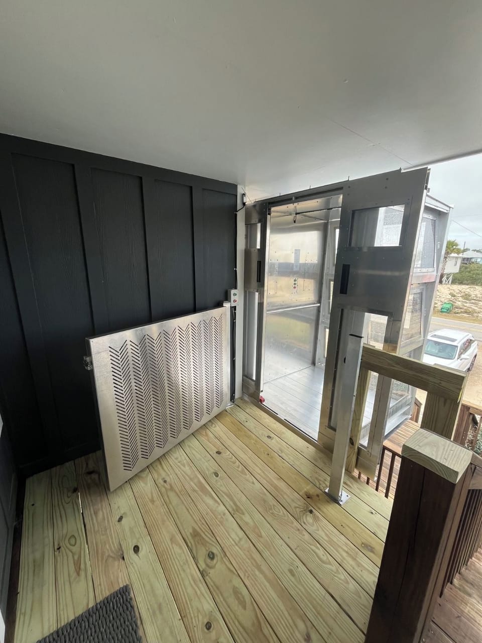 New lift (upper level)