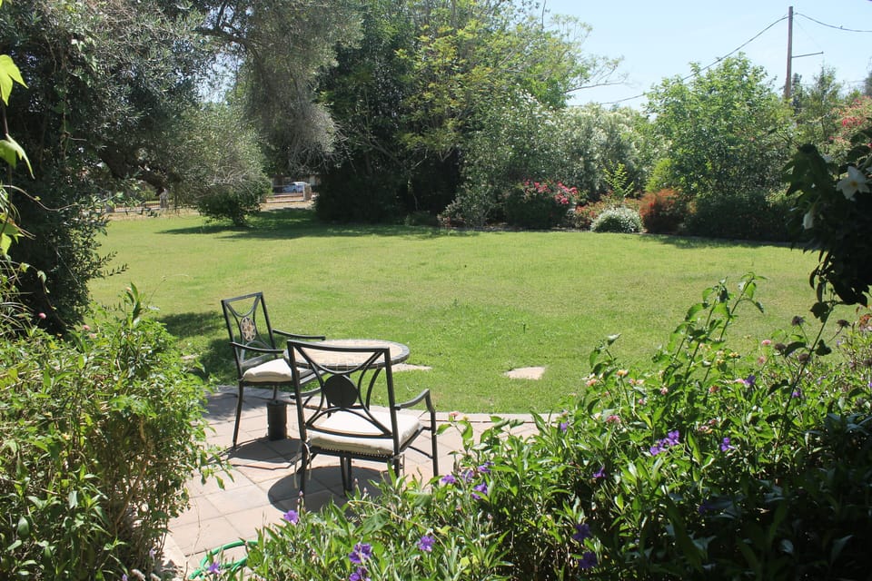 Private sitting patio with bistro table - Great for morning coffee.