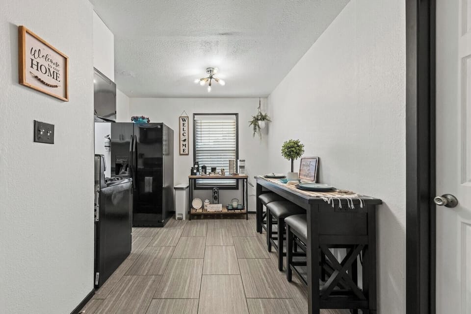 Coffee bar + breakfast spot—start your day right