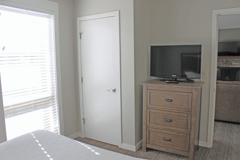 The Back Bedroom with En Suite