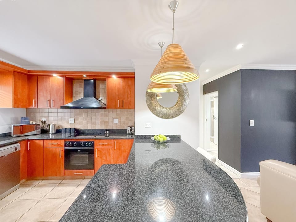 Lagoon View Retreat-Stylish 2BR in Central Knysna (30542)