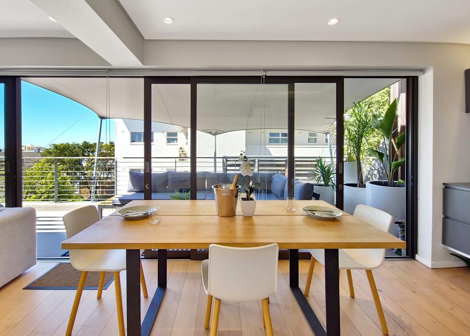 Stylish 1-Bed at 216 High Level with Rooftop Pool (30558)