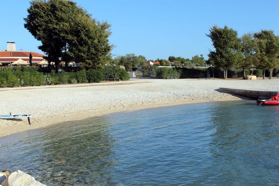 Nearby beaches
