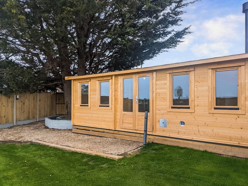 Exterior | The Homestead Compact, Finglesham, Deal