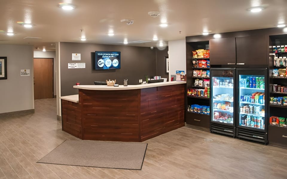 Arrive with ease at our bright, welcoming reception desk.