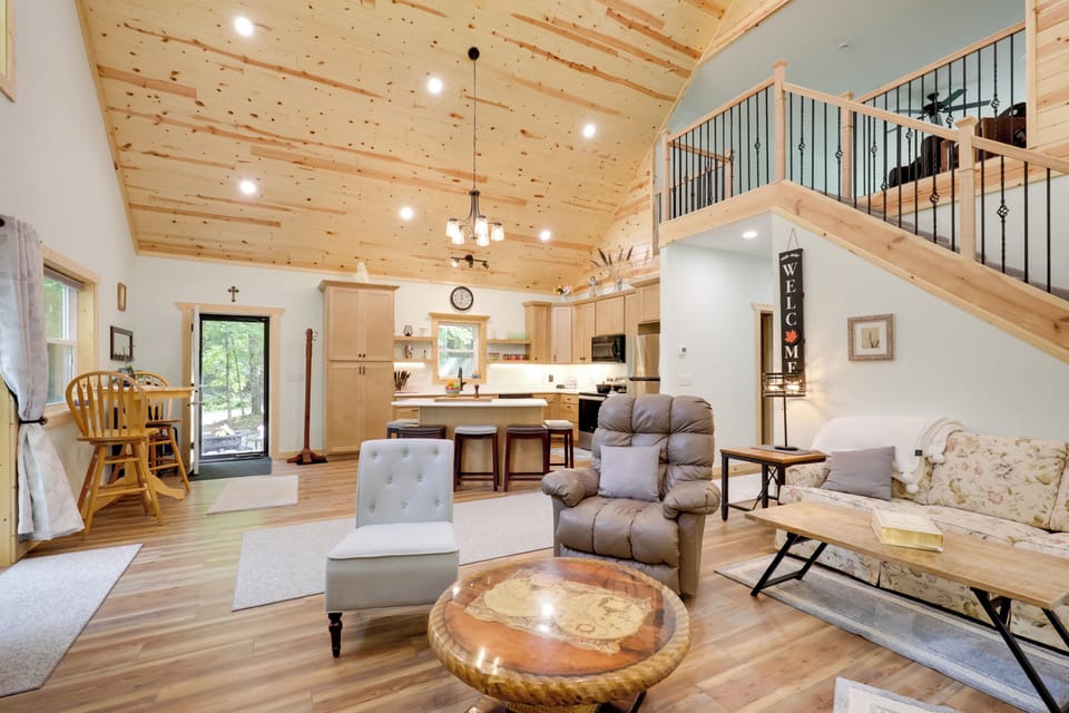 Living Room | Full Sleeper Sofa | Smart TV | 1st Floor