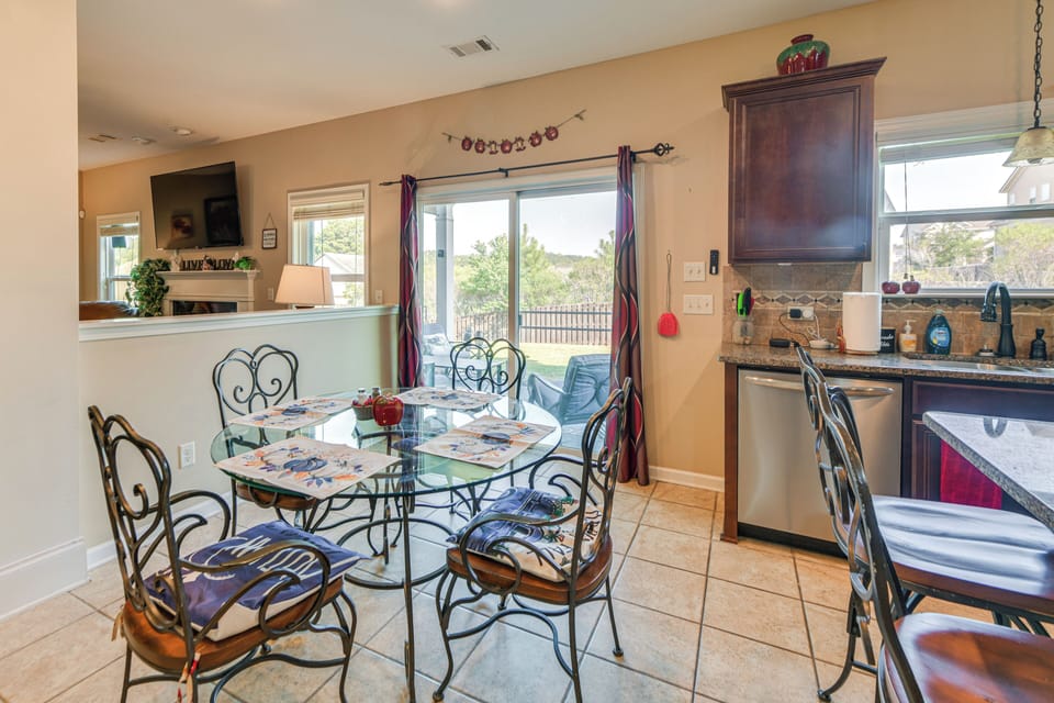 Kitchen | 1st Floor
