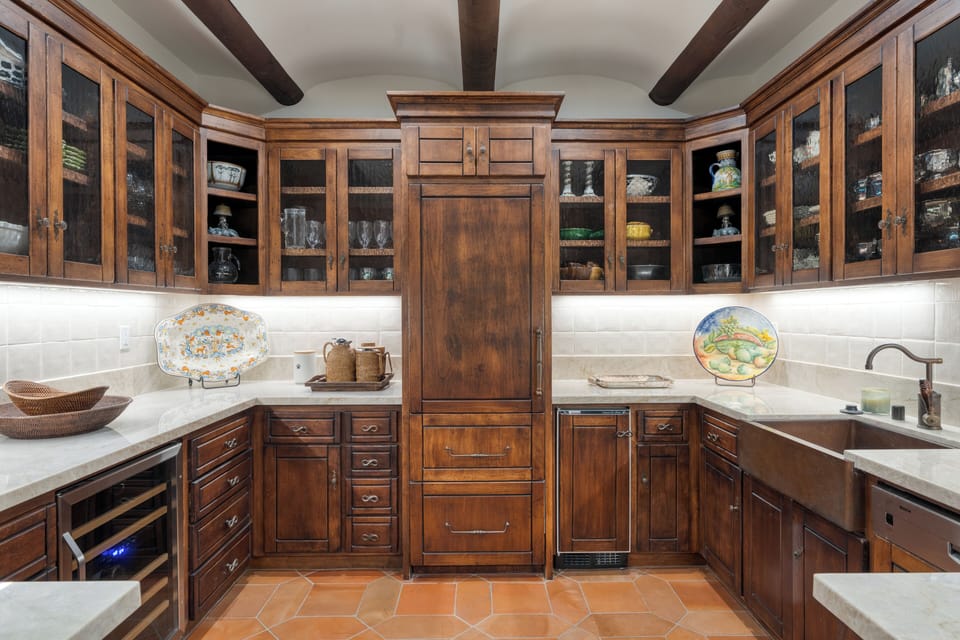 Fully stocked with reliable appliances and utensils.