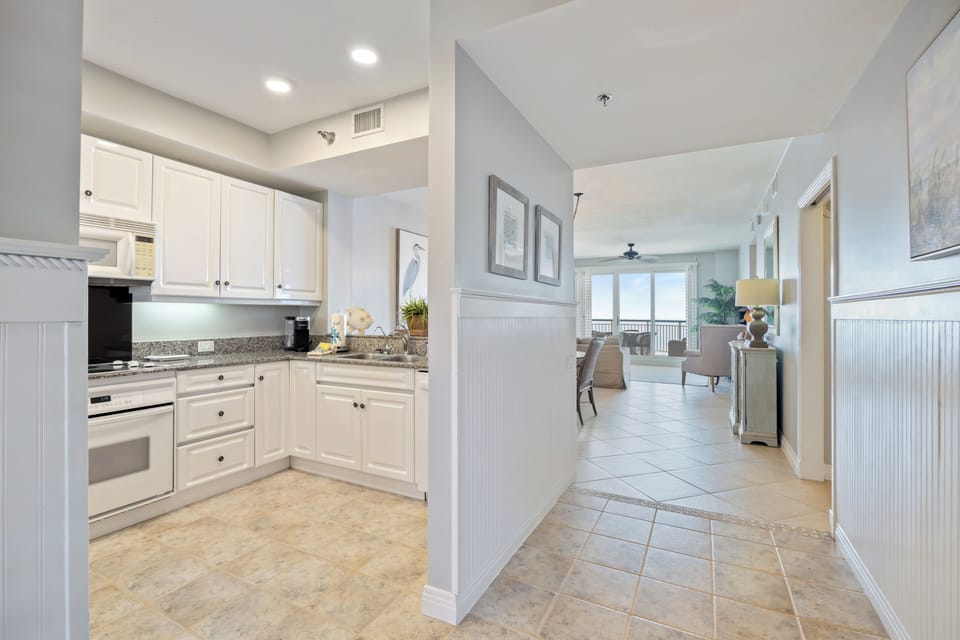 Introducing Better Together! Gulf Front Penthouse Listing at Bea