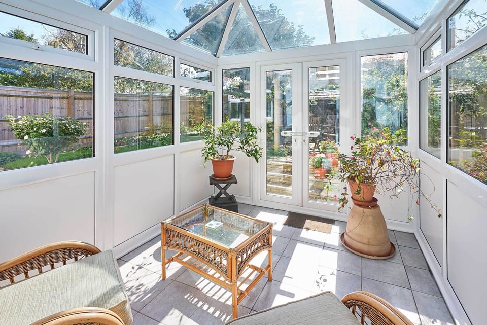 Bodiam Close, Seaford - Host & Stay