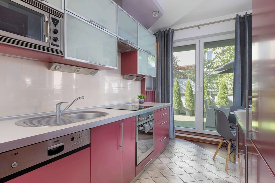 Cook and dine in style with the modern kitchenette and dining area.