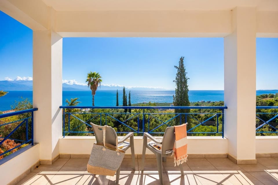 Balcony area with sea views