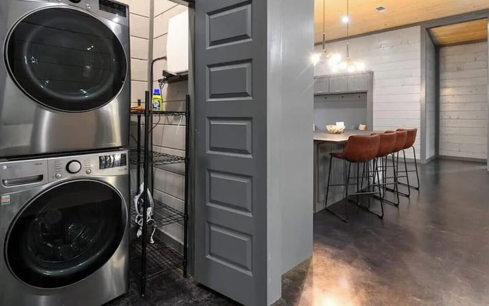 In-cabin washer and dryer for easy laundry during longer stays