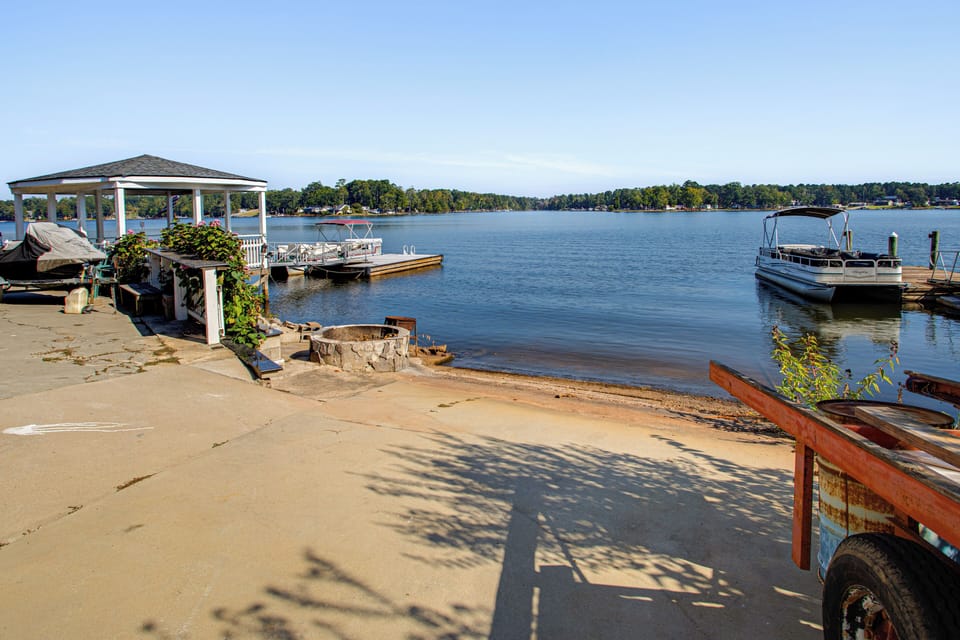 House Exterior | Private Boat Ramp