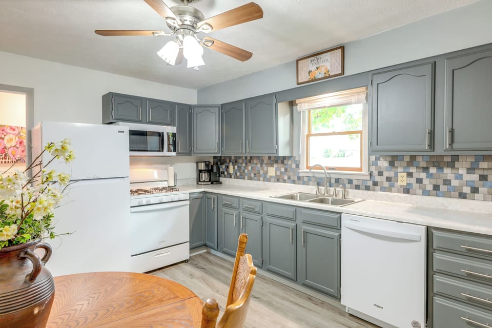 Kitchen | Dishwasher | Toaster