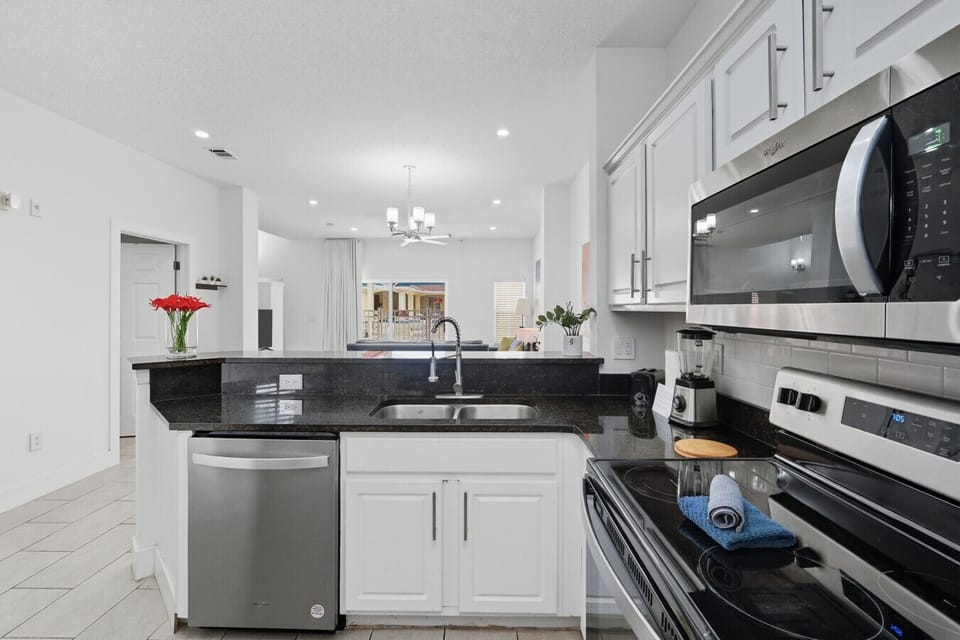 Modern kitchen with everything you need