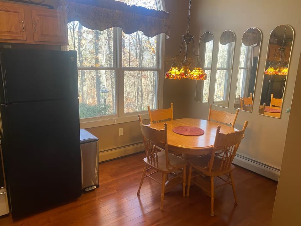 Dining area overlooking the woods
