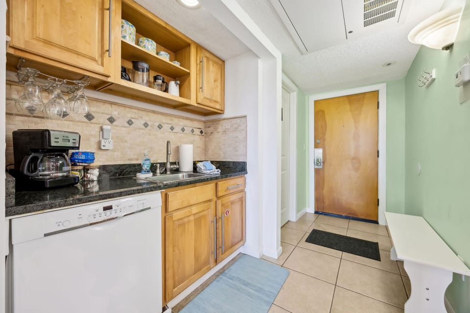 Simple and functional, ready for your island stay.
