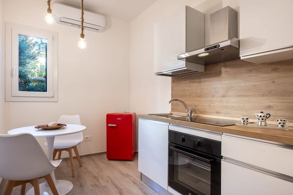 Autumn, Kitchen, Spring, Summer