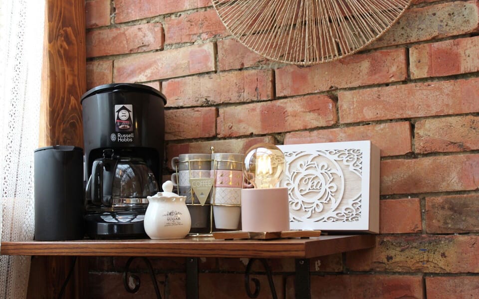Tableware, Serveware, Porcelain, Dishware, Cup, Shelving, Still Life Photography, Shelf, Flowerpot, Ceramic