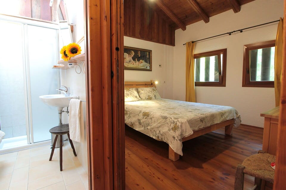 Autumn, Bedroom, Spring, Summer