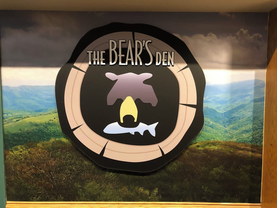 The Bear's Den, family entertainment & food
