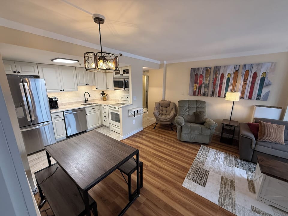 Family, Living Room
