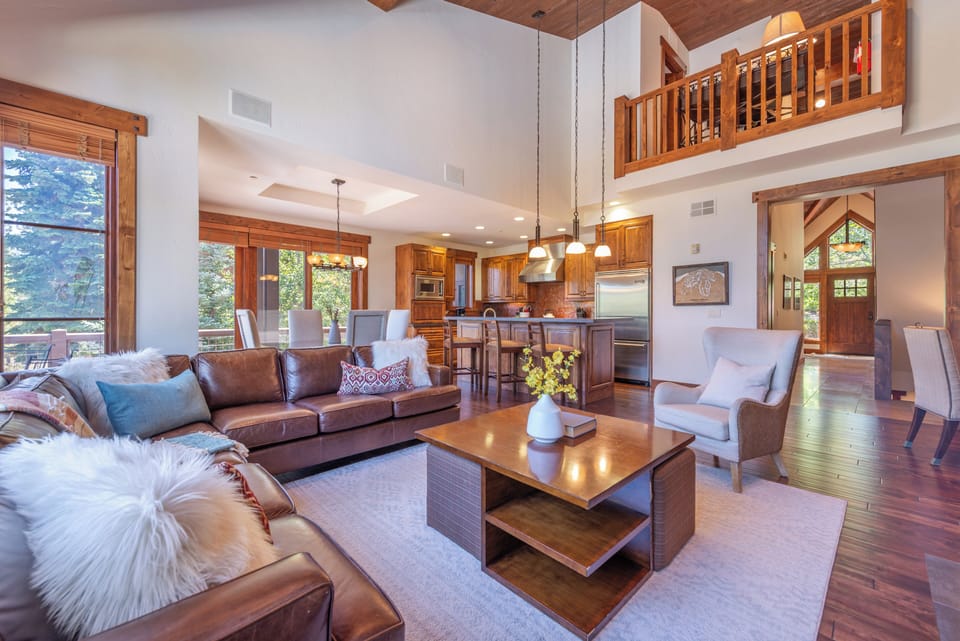 Living/Kitchen - Living/Kitchen