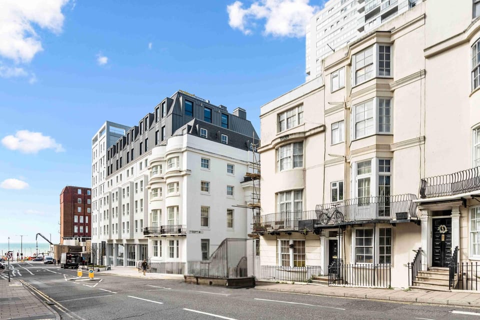 Exterior view of the building and its prime location to the Brighton Beach
