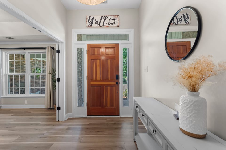Entry way looking at the front door.