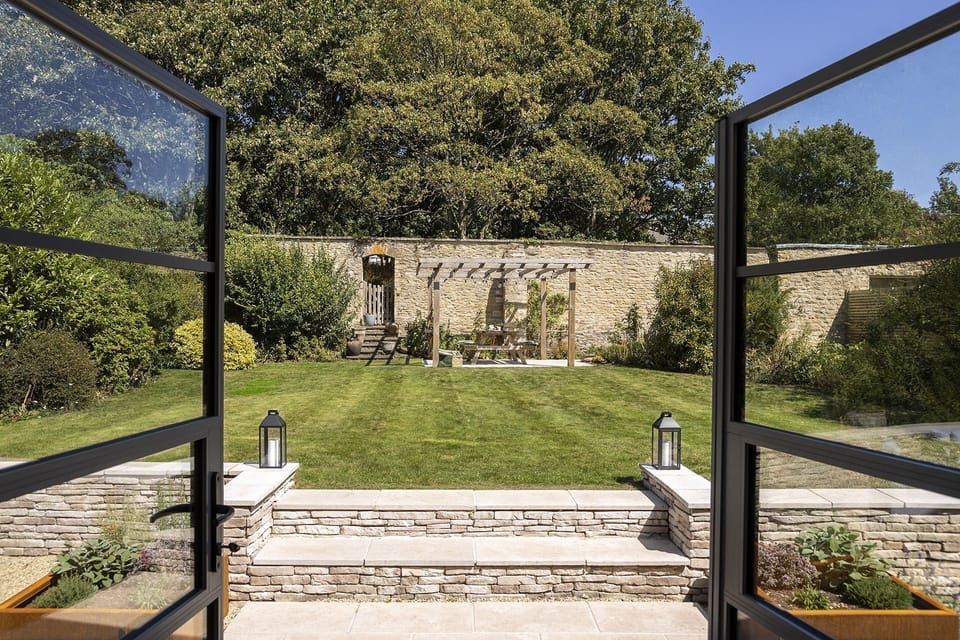 The Tallat Garden - StayCotswold