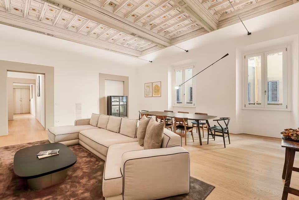 Air conditioningEthernet connectionBooks and reading materialHeatingTV