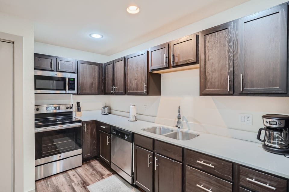 A kitchen that turns cooking into a mini celebration.