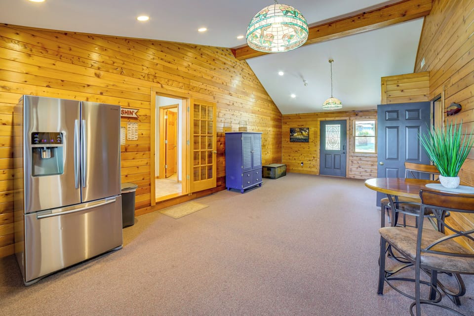 Additional Living Area | Main Floor