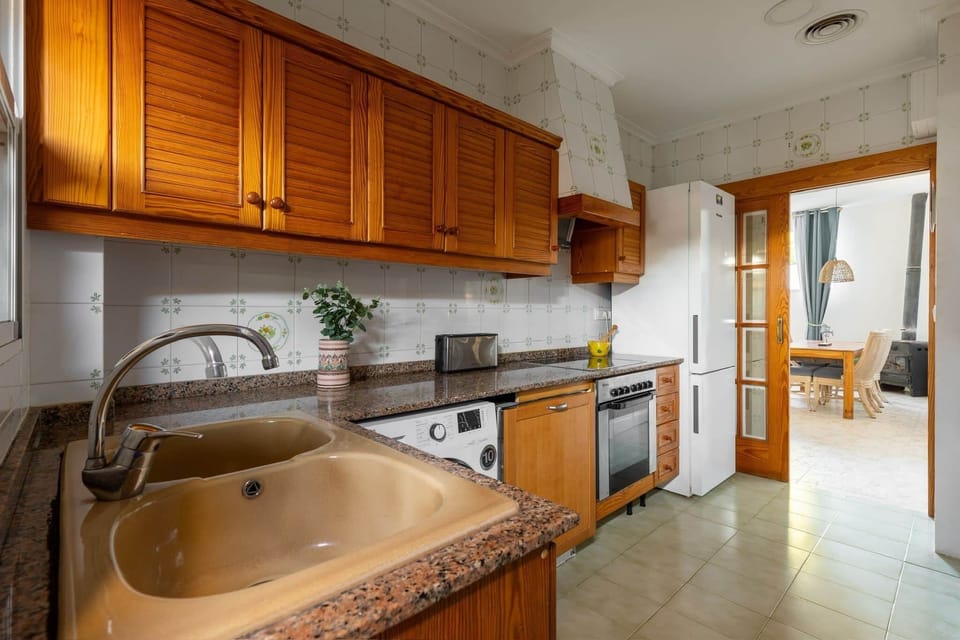 Ca Tauró Kitchen Sea Beach Dénia
