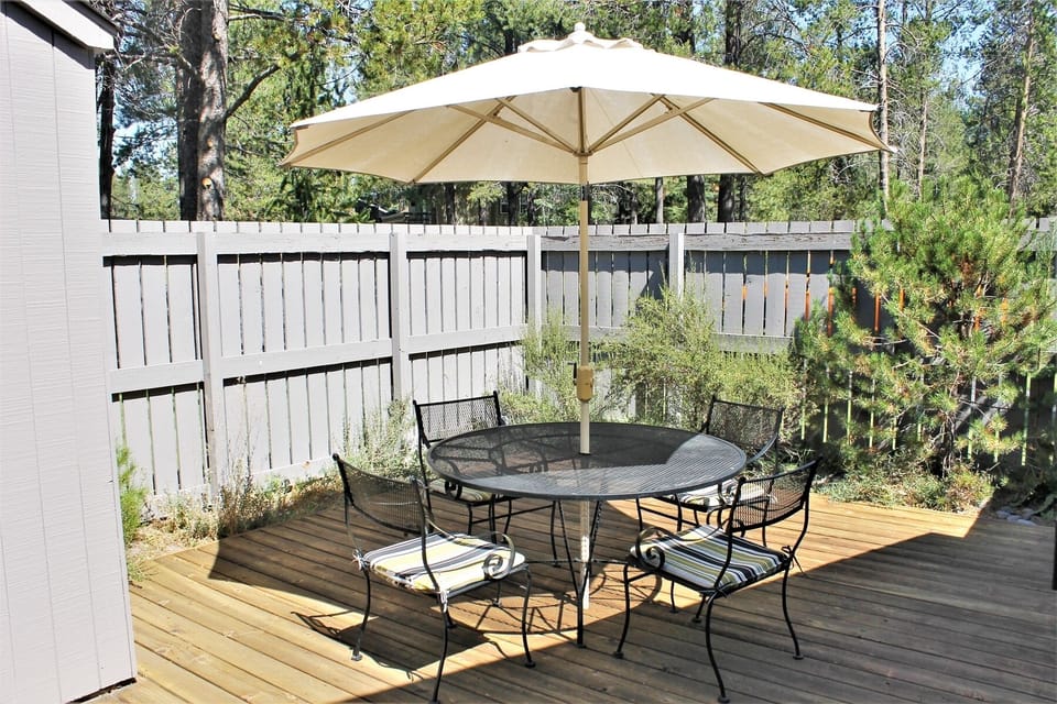 Private deck off the Dining area with Grill and Outside Eating