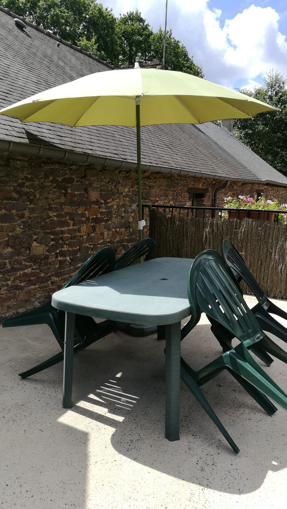 Terrace/patio