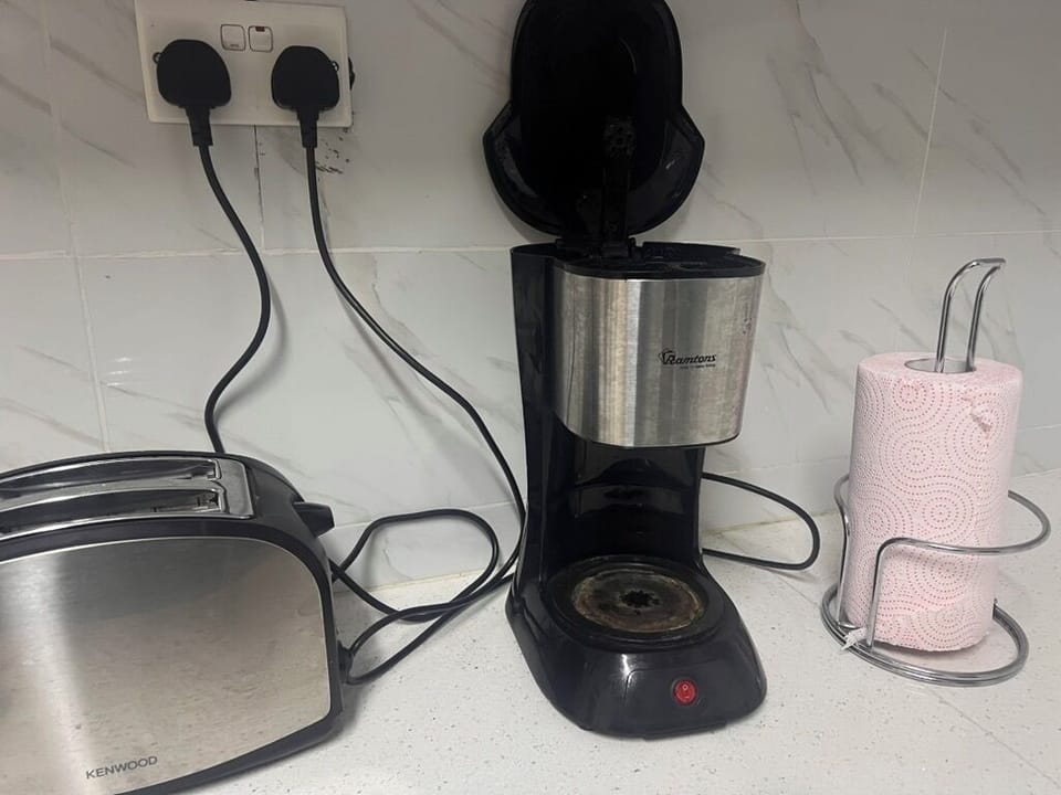 Coffee maker + Toaster available