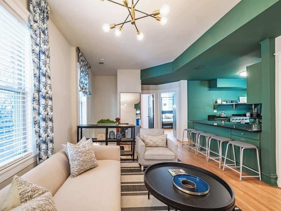 ⬆️2nd Floor - Living Room 1 and Kitchen 1
